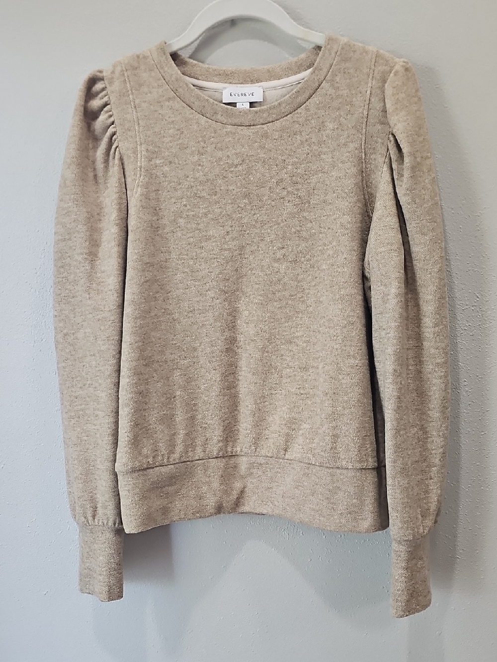 Evereve Neutral Crewneck Puff-Sleeve Sweater - Beige